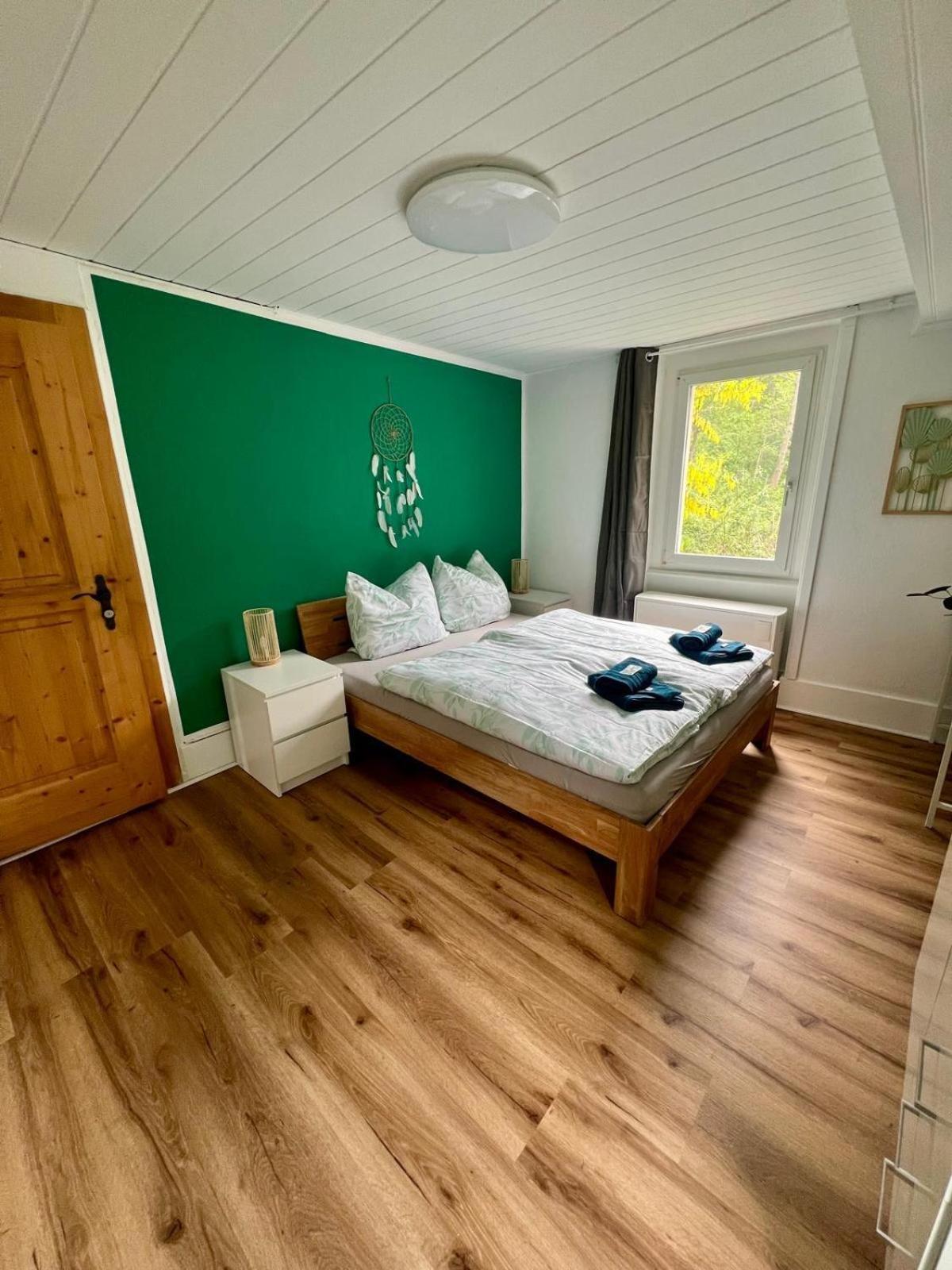 Hotel - Haus Biasca Гуртнеллен Экстерьер фото